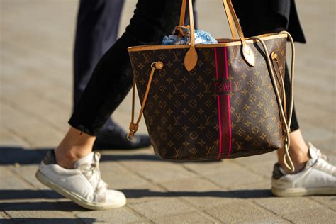 louis vuitton neverfull mm price history|louis vuitton neverfull price list.